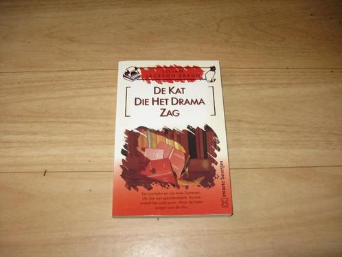 Lilian Jackson Braun - De kat die het drama zag, Boeken, Thrillers, Gelezen, Ophalen of Verzenden