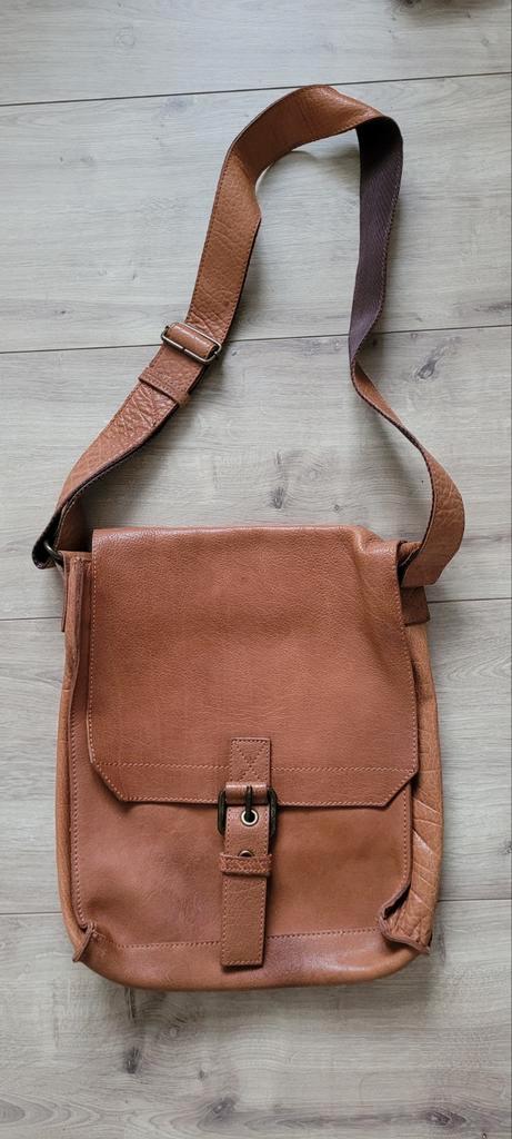 Leren A4 Tas, Sieraden, Tassen en Uiterlijk, Tassen | Schoudertassen, Zo goed als nieuw, Overige merken, Bruin, Leer, Ophalen of Verzenden