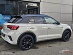 Volkswagen T-Roc 1.5 TSI 3x R-Line Business+ Panorama/Keyles, Adaptive Cruise Control, 1258 kg, 1498 cc, Zwart