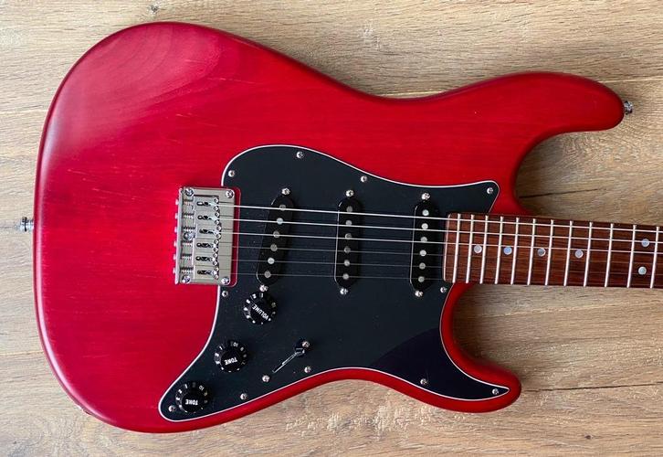 RUILEN ? Hardtail body Warmoth Strat /Warmoth tremolo-body !, Muziek en Instrumenten, Snaarinstrumenten | Gitaren | Elektrisch