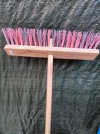 Nieuwe straat bezem., Ophalen, Nieuw, Bezem