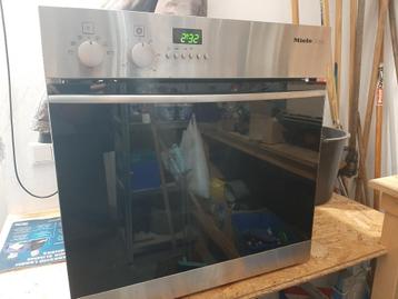 Inbouw oven Miele beschikbaar voor biedingen