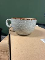 Q Authentic Cappuccino koppen, Verzamelen, Ophalen of Verzenden, Zo goed als nieuw, Porselein, Kop en/of schotel