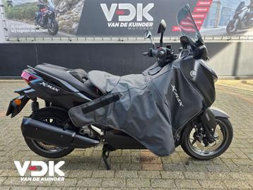 YAMAHA X MAX 300 TECH MAX (bj 2023) beschikbaar voor biedingen