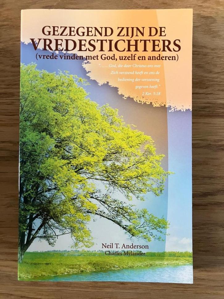 Gezegend zijn de vredestichters - Neil T Anderson, Boeken, Godsdienst en Theologie, Zo goed als nieuw, Ophalen of Verzenden