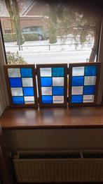 Twee identieke antieke drie luikjes  met scharnieren, Doe-het-zelf en Verbouw, Glas en Ramen, Ophalen, Zo goed als nieuw, Minder dan 80 cm