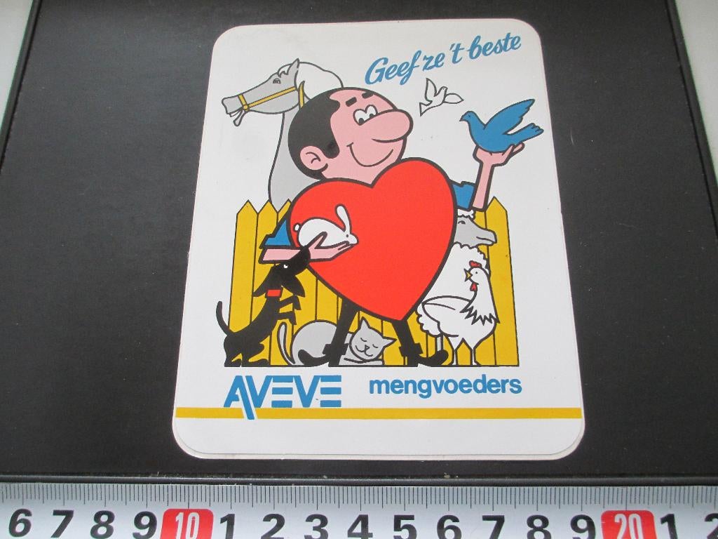 sticker Geef ze 't beste AVEVE mengvoeders, Ophalen, Zo goed als nieuw