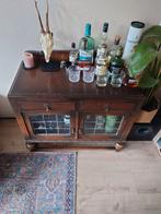 Mooi antiek dressoir met origineel beslag en glas in lood., Huis en Inrichting, Kasten | Dressoirs, Ophalen, Gebruikt, 25 tot 50 cm