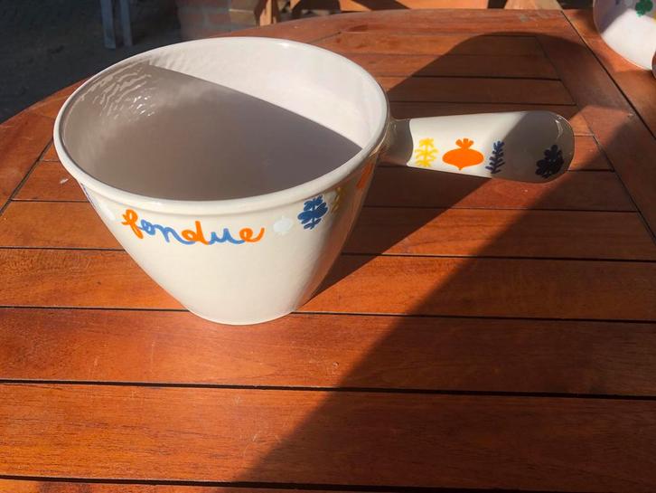 t.k.Le Creuset caquelon fonduepan gietijzer 10x in voorraad, Huis en Inrichting, Keuken | Potten en Pannen, Nieuw, Koekenpan of Braadpan