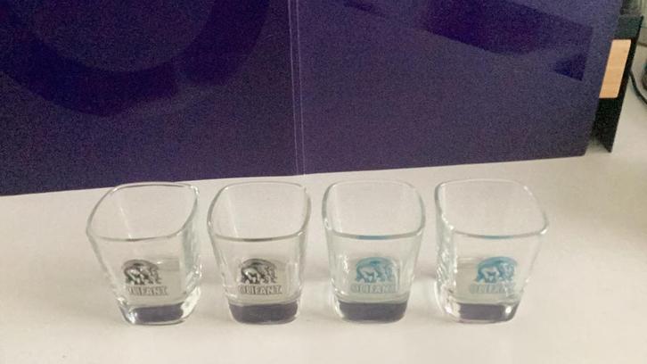 Set Olifant Borrelglaasjes, Verzamelen, Glas en Borrelglaasjes, Zo goed als nieuw, Borrel- of Shotglas, Ophalen of Verzenden