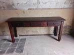 Spaanse Sidetable met drie laden, Ophalen