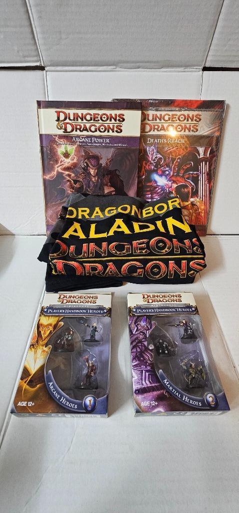 Dungeons & Dragons SUPER PAKKET! (2009) > ZELDZAAM <, Hobby en Vrije tijd, Gezelschapsspellen | Overige, Nieuw, Vijf spelers of meer