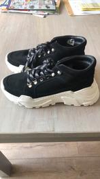 Zwarte dames schoenen van Sacha maat 40, Kleding | Dames, Ophalen of Verzenden, Zo goed als nieuw, Zwart, Sneakers of Gympen