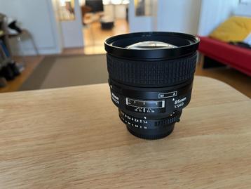 Nikon AF 85mm F/1.4 D beschikbaar voor biedingen