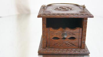 Kerfsnede stoof ( Hout beschikbaar voor biedingen