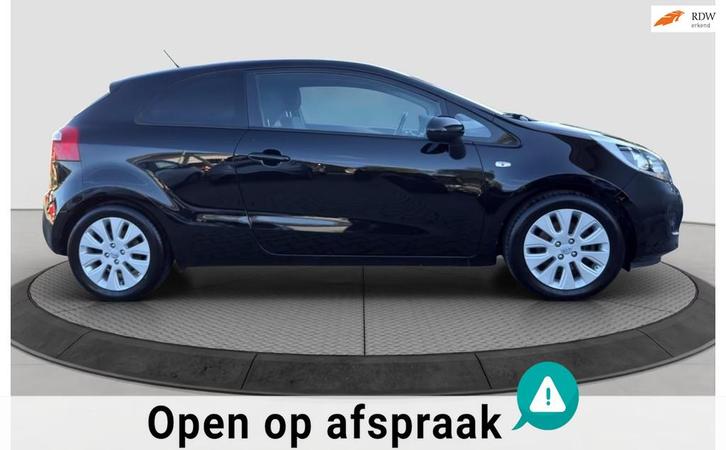 Kia Rio 1.2 CVVT BusinessLine 3drs NAVI CLIMA PDC LMV STOELV, Auto's, Kia, Bedrijf, Te koop, Rio, ABS, Airbags, Airconditioning