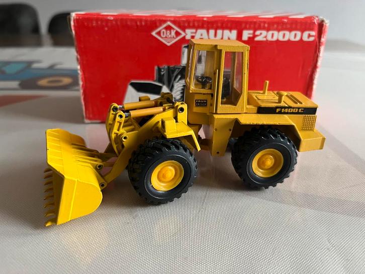 O&K Faun F 2000C laadschop NZG 192, Hobby en Vrije tijd, Modelauto's | 1:50, Zo goed als nieuw, Hijskraan, Tractor of Landbouw