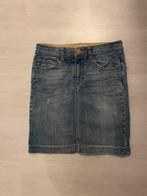 Zara denim blauw spijker rok rokje s 36 zgan, Kleding | Dames, Rokken, Zara, Blauw, Ophalen of Verzenden, Zo goed als nieuw