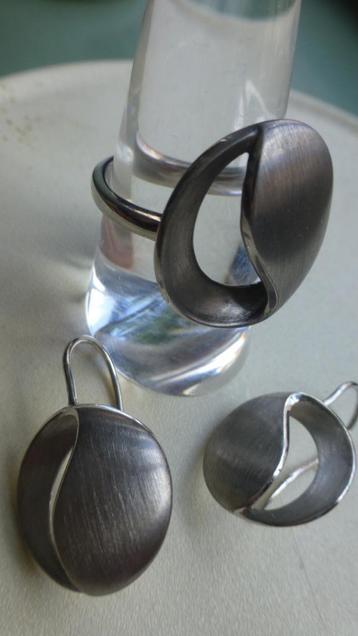 Set BREUNING Zilveren Ring  + Oorhangers NIEUW gesigneerd beschikbaar voor biedingen