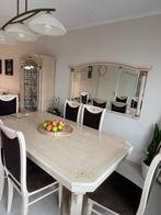 compleet set;eettafel 200cm,6eetstoelen+vitrinekast+dressoir, Ophalen, Zo goed als nieuw, (Italiaans) klassiek, 4 tot 6 stoelen