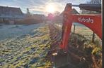Ervaren machinist met minigraver, Tuin- of Vijveraanleg