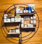 Ronde metalen wandrek, Ophalen, Met plank(en), Zo goed als nieuw, Minder dan 150 cm