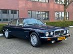 De mooiste Daimler Double Six Series 3 5.3 V12 1990 orig NL, Auto's, Automaat, Achterwielaandrijving, 12 cilinders, Blauw