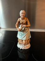 Oma met kippen beeldje, Antiek en Kunst, Kunst | Beelden en Houtsnijwerken, Ophalen of Verzenden
