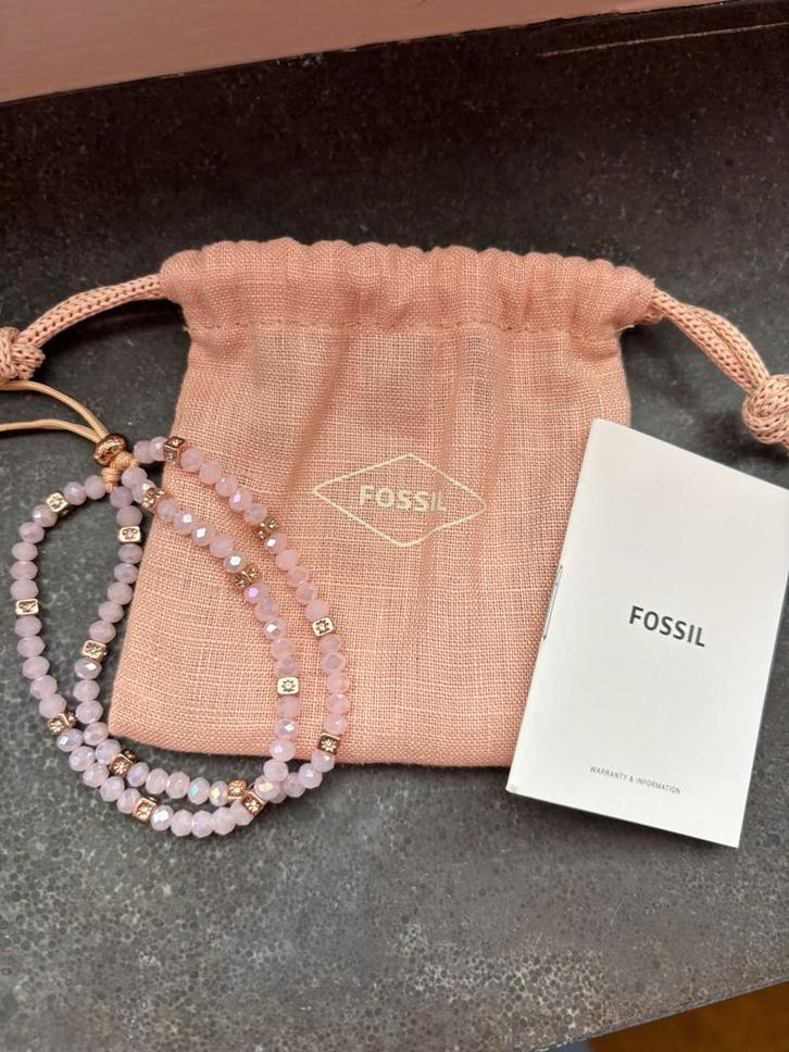 Fossil verschillende armbanden zie foto’s, Sieraden, Tassen en Uiterlijk, Armbanden, Zo goed als nieuw, Overige materialen, Overige kleuren