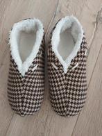 Pantoffels sloffen maat 41 bruin zwart, Ophalen, Overige typen, Bruin, Zo goed als nieuw