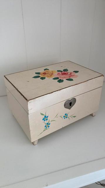 Vintage - houten muziekdoos sieraden kistje beschikbaar voor biedingen