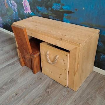 Steigerhouten kindermeubels  beschikbaar voor biedingen
