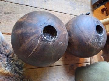 2 Hele Grote Houten Bollen voor Waxinelichten beschikbaar voor biedingen