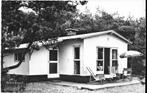Oosterhout, Katjeskelder, bungalow, zonnestoelen, parasol, Verzenden, 1960 tot 1980, Gelopen, Noord-Brabant