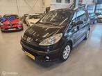 Peugeot 1007 1.4 Gentry Automaat/airco, 4 cilinders, 4 stoelen, Zwart, Origineel Nederlands