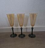 3 champagne glazen groen geel wijnglazen iriserend wijn glas, Huis en Inrichting, Glas of Glazen, Ophalen of Verzenden, Overige stijlen