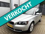 Volvo S40 2.4 Momentum 2006-Clima-Cruise-L.m.Velgen-New APK, Auto's, Voorwielaandrijving, 65 €/maand, Stof, Gebruikt