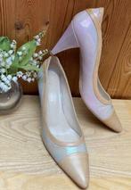 Schoenen maat 40 van Altra Cosa/Vero Cuoio, Kleding | Dames, Ophalen of Verzenden, Zo goed als nieuw, Bruin, Sneakers of Gympen