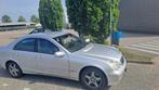 Mercedes-Benz C-Klasse 2.0 C200 Kompr Sedan 2001 Grijs, Achterwielaandrijving, 74 €/maand, Zwart, 4 cilinders