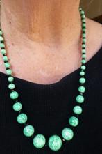 Art Deco Collier zee-Groene Peking-Glass en zwarte Kristal, Ophalen of Verzenden, Overige materialen, Ketting