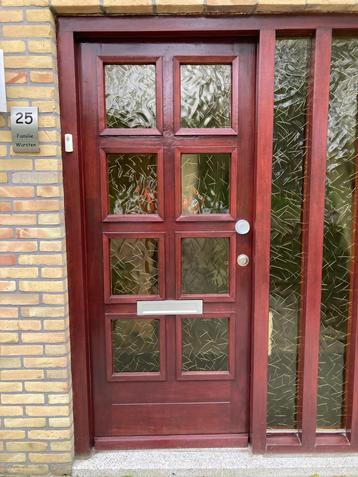 Hardhouten deur 211,5 x 87,5 x 4cm beschikbaar voor biedingen