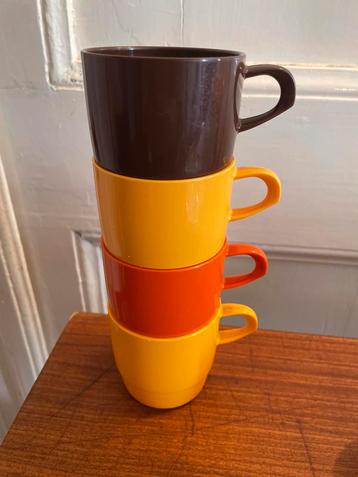 Mepal vintage stapelbare bekers beschikbaar voor biedingen