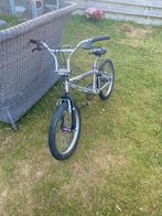 Goede bmx/crossfiets, Fietsen en Brommers, Fietsen | Crossfietsen en BMX, Ophalen, Voetsteunen, Royal Bugatti Tornado, Chroom