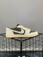 Nike Air Jordan 1 Low Travis Scott Olive - Maat 44, Kleding | Heren, Schoenen, Overige kleuren, Nike, Nieuw, Ophalen of Verzenden