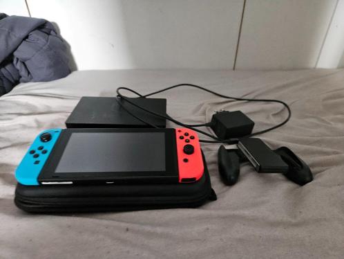 Nintendo Switch 1, Spelcomputers en Games, Spelcomputers | Nintendo Switch, Gebruikt, Switch Original, Met 2 controllers, Ophalen of Verzenden