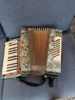 2 sier accordeons., Muziek en Instrumenten, Ophalen, Gebruikt, Toetsaccordeon