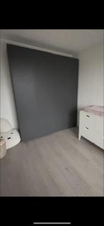 Pax kast ikea. ( 200x35x236 ) donkergrijs / zwart, Huis en Inrichting, Kasten | Kledingkasten, Ophalen, 200 cm of meer, Zo goed als nieuw