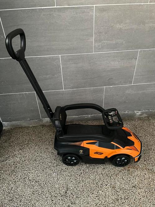 Lamborghini 63 Loopauto met Duwstang en Geluid oranje, Kinderen en Baby's, Speelgoed | Buiten | Voertuigen en Loopfietsen, Zo goed als nieuw
