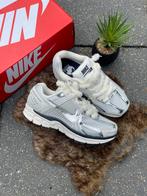 Nike Zoom Vomero 5 Chrome – Maat 40 Grijs Zilver Photon Dust, Nike, Nieuw, Ophalen of Verzenden, Sneakers of Gympen