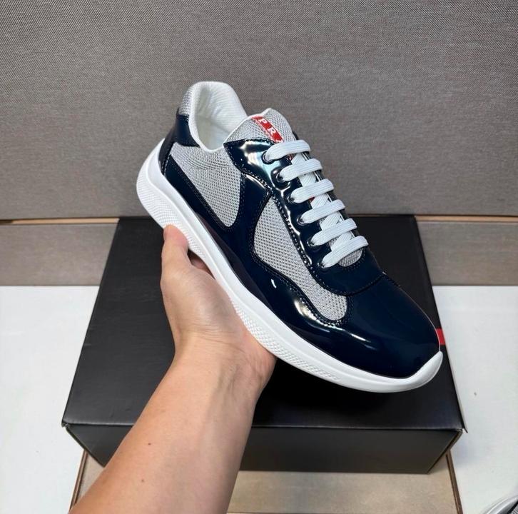 Prada Cups Sneakers - Nieuw!, Kleding | Dames, Schoenen, Nieuw, Sneakers of Gympen, Blauw, Ophalen of Verzenden